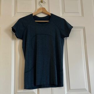 Lululemon Swiftly Tech Short Sleeve Shirt